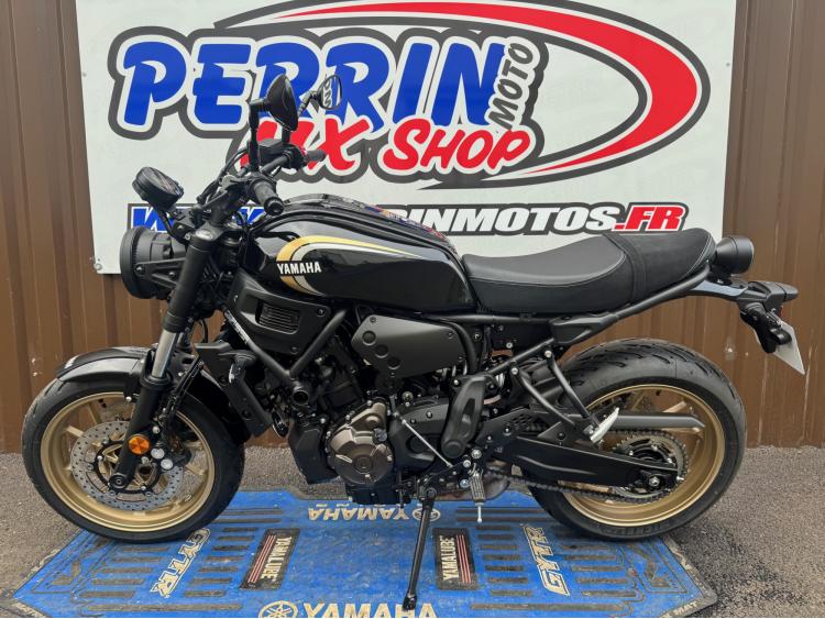 YAMAHA XSR 700 