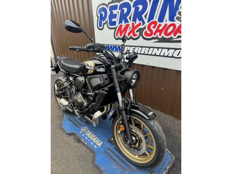 YAMAHA XSR 700 