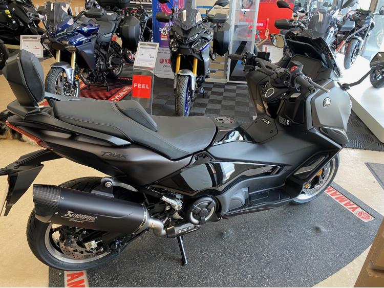 YAMAHA XP T-MAX 560 ABS TECH MAX
